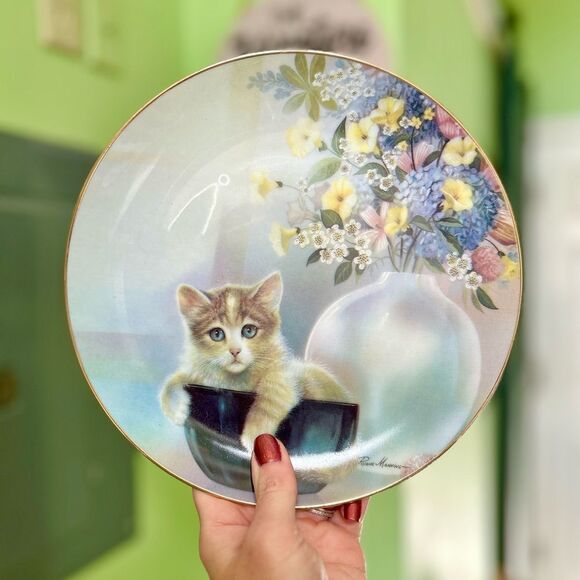 Vintage Kitten Floral Base Bowl Cottagecore Collectible Wall Hanging Plate Art - Picture 3 of 5